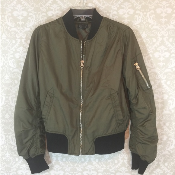 Topshop Jackets & Blazers - {Topshop} Size 8 Olive Green Bomber Jacket